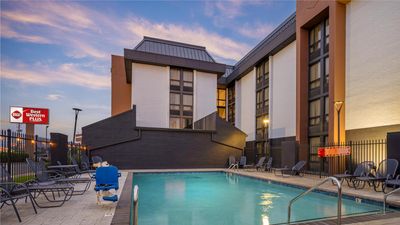 Best Western Plus North at Pyramids