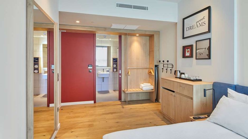 Hampton Barcelona Fira Gran Via Room