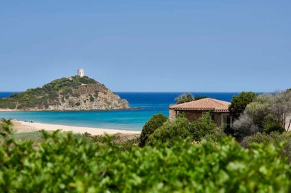 Baia di Chia Resort Sardinia, Curio Coll