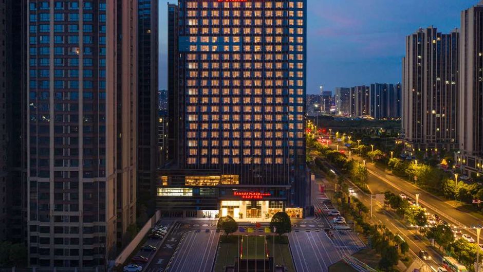 Ramada Plaza by Wyndham Xiangtan Wanlou Exterior