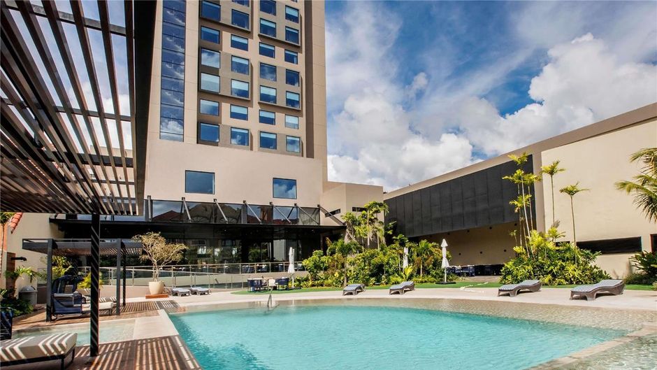 Novotel Santa Cruz De La Sierra Hotel Pool