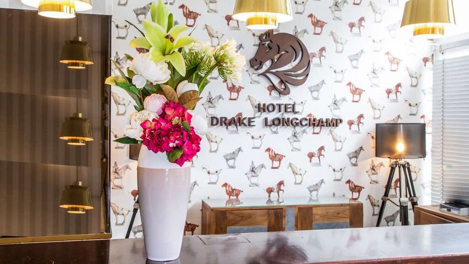 Hotel Drake Longchamp Lobby