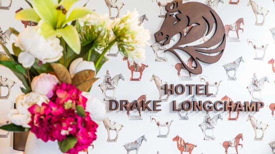 Hotel Drake Longchamp Lobby
