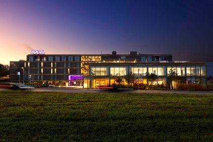YOTEL Geneva Lake