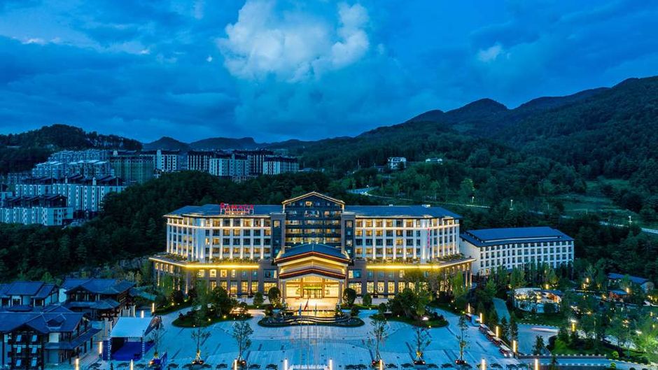 Ramada by Wyndham Zengjiashan Resort Exterior