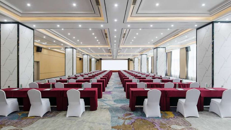 Ramada by Wyndham Zengjiashan Resort Meeting