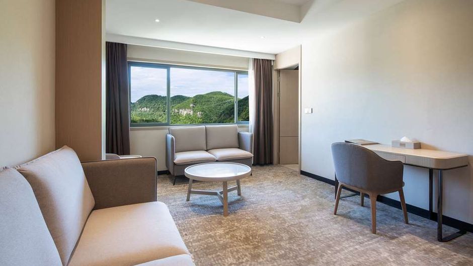 Ramada by Wyndham Zengjiashan Resort Suite