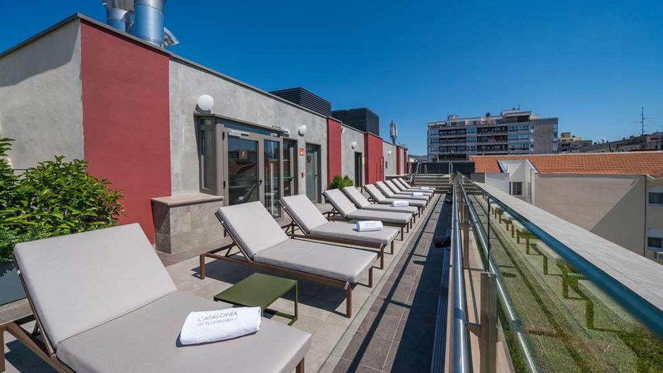 Catalonia Gran Via Bilbao Pool