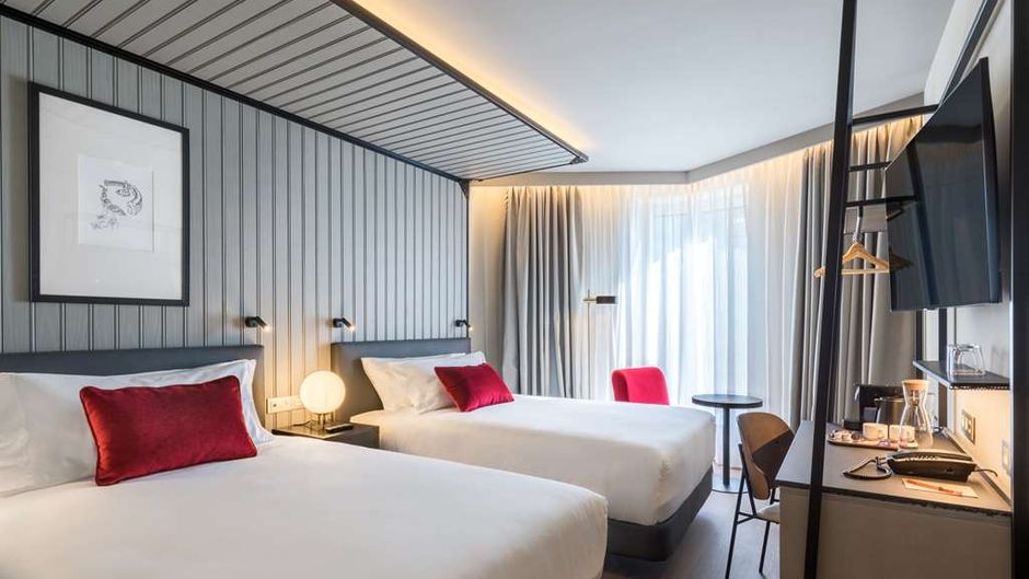 Canopy by Hilton Madrid Castellana Room