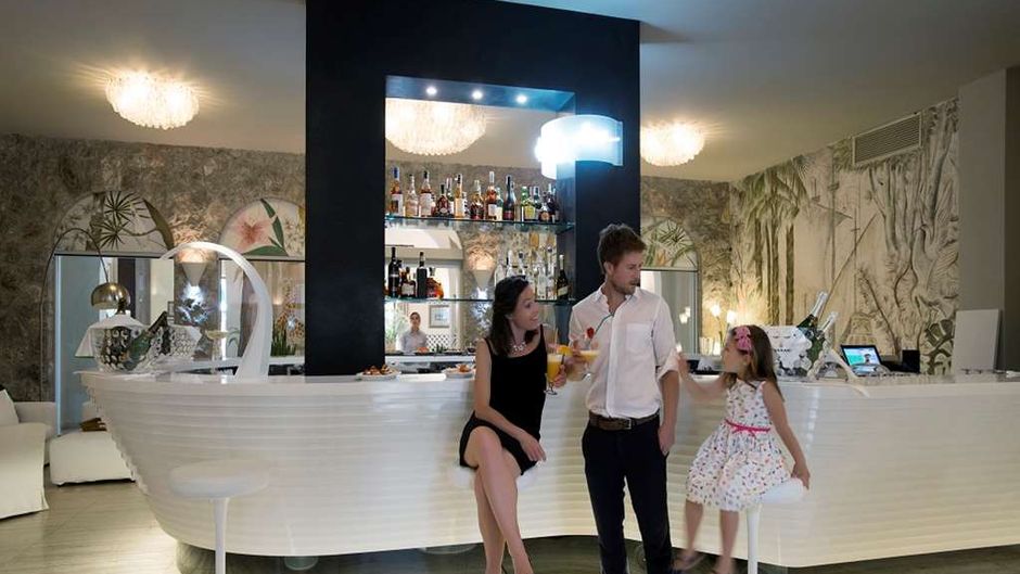 Augustus Hotel & Resort Restaurant