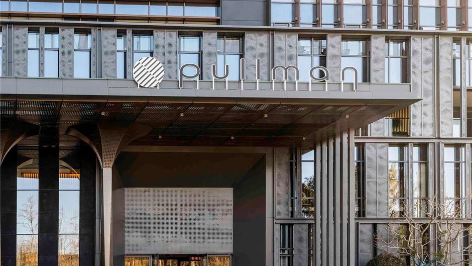 Pullman Dali Exterior