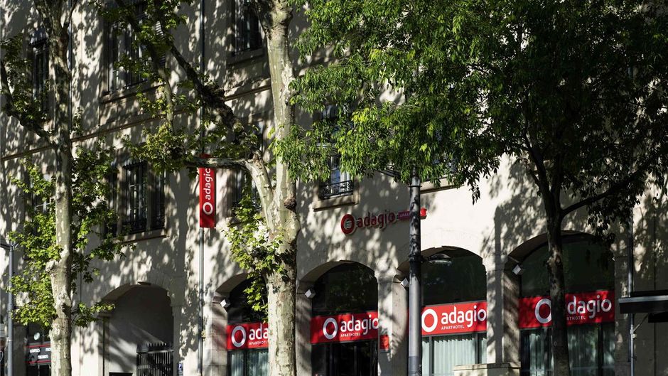 Aparthotel Adagio Lyon Patio Confluence Exterior