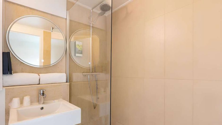 Sure Hotel by Best Western Plaiser Room