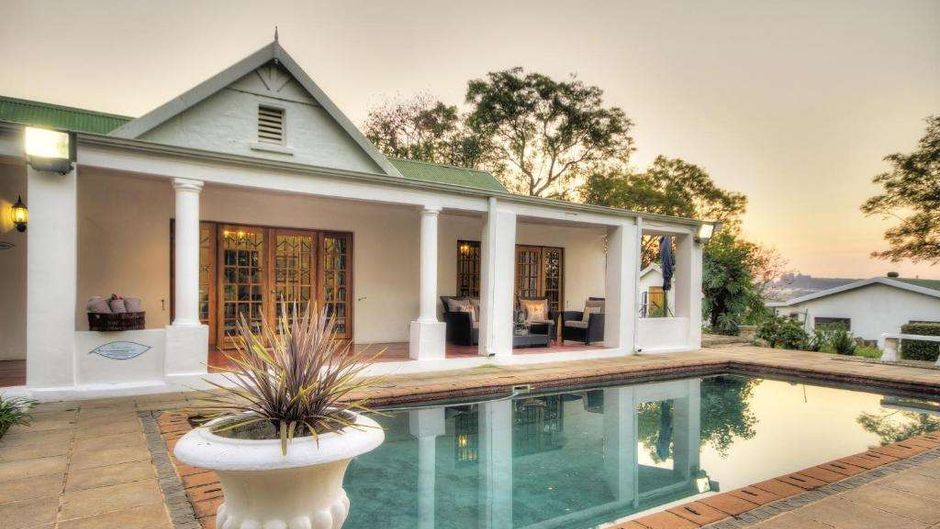 Nut Grove Manor Pool