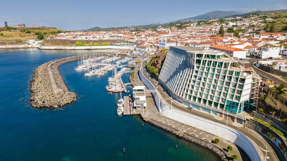 Angra Marina Hotel Exterior