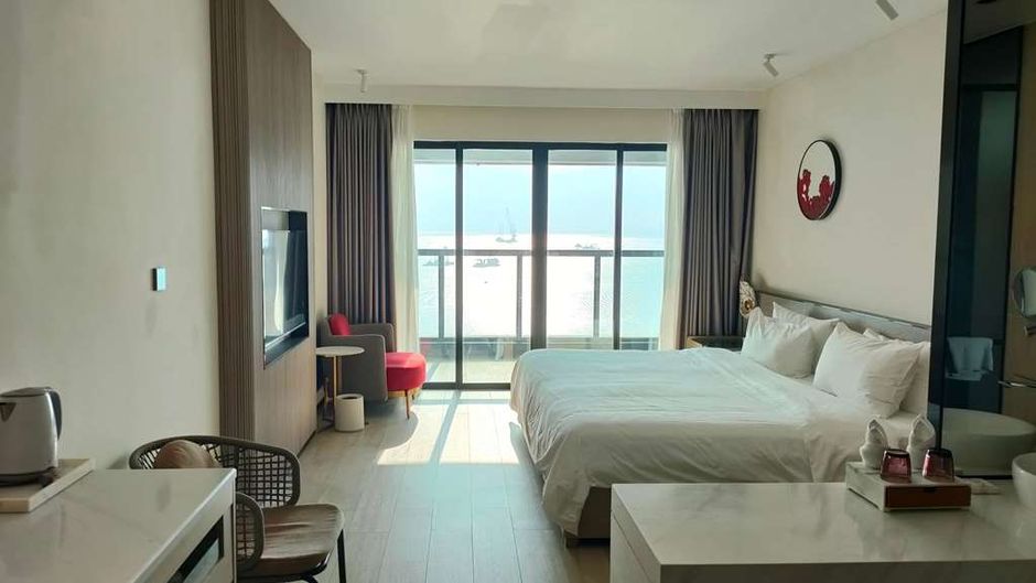 Ramada by Wyndham Double Moon Bay Room