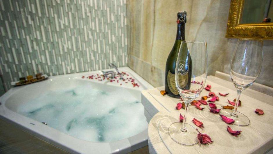 Lot Boutique Hotel and Restaurant Room