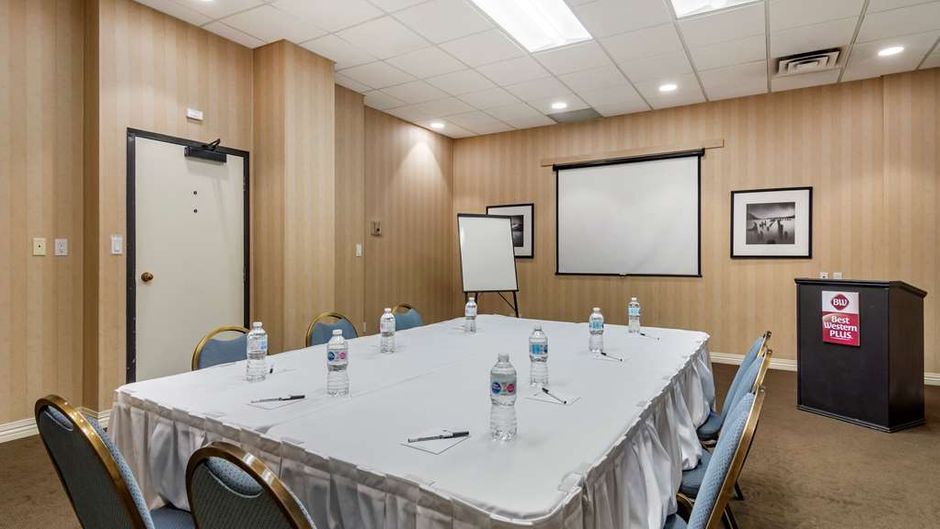 Best Western Plus Vancouver Airport Meeting