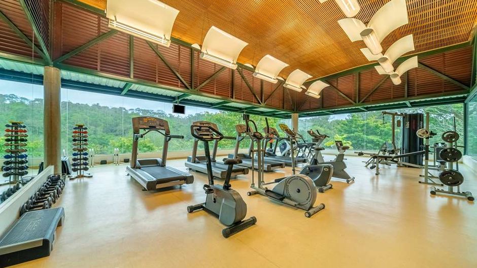 Almenat Embu das Artes, Tapestry Coll Health