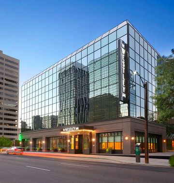 Westley Calgary Downtown, Tapestry Colle