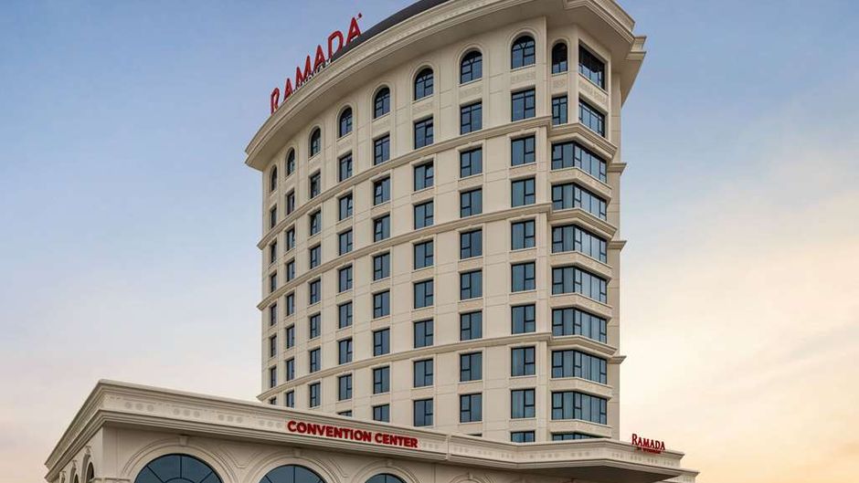 Ramada by Wyndham Karapinar Exterior