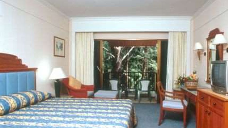 Amora Beach Resort Phuket Room