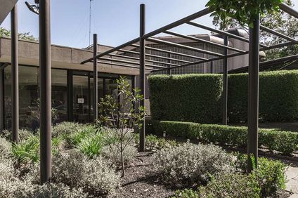 Melbourne Kew Central Apartment Hotel