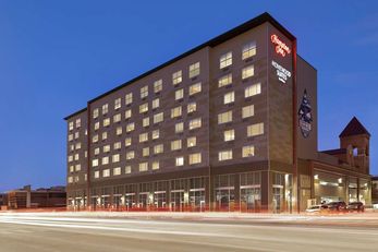 Hampton Inn Indianapolis Canal IUPUI