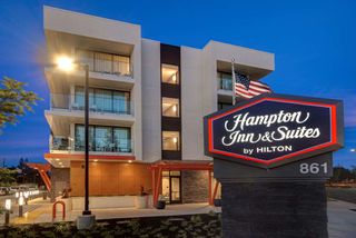 Hampton Inn & Suites Silicon Valley