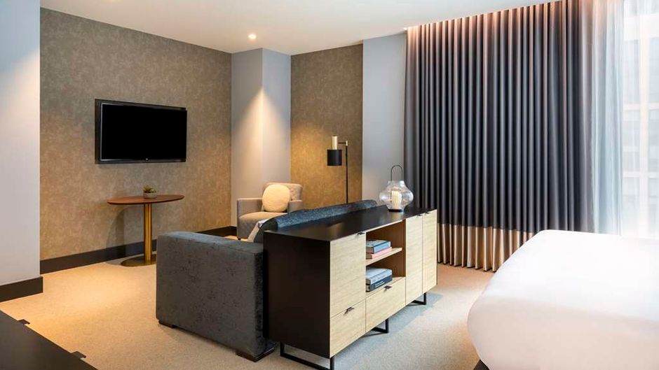 Hilton Woking Room