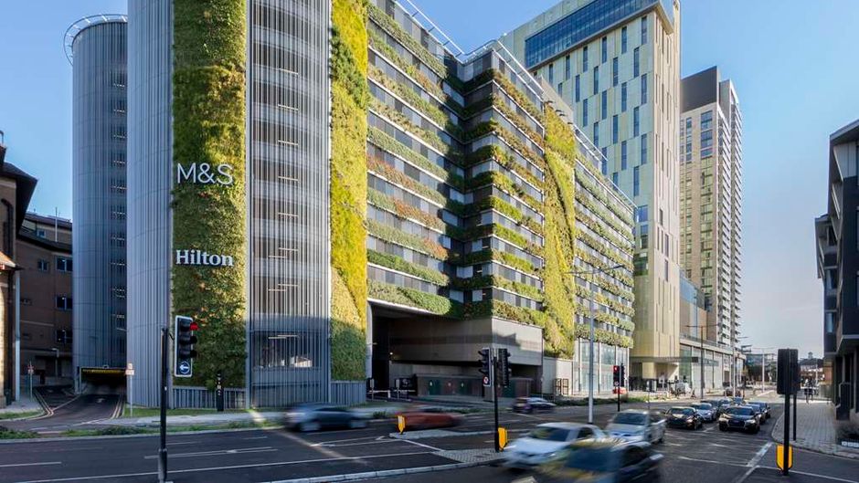 Hilton Woking Exterior