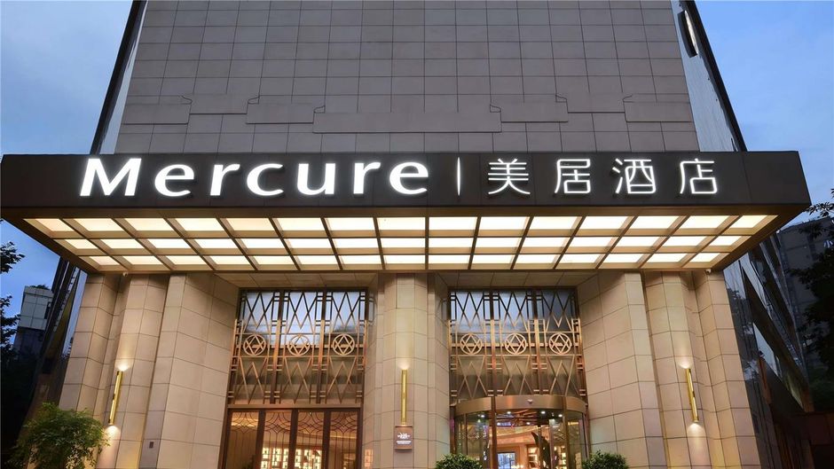 Mercure Chengdu City Center Exterior