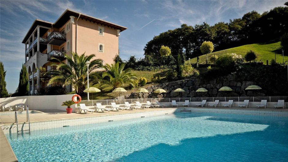 Residence Hotel Ciboure Soko-Eder Pool