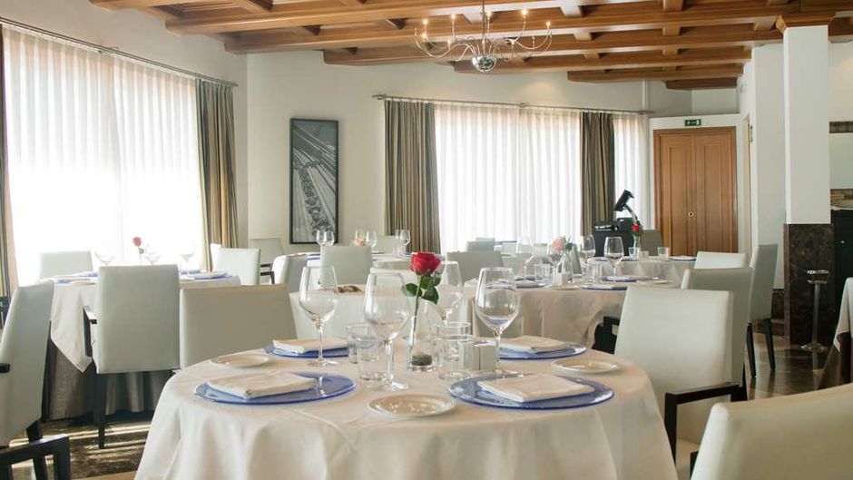 Port Azafata Hotel Restaurant