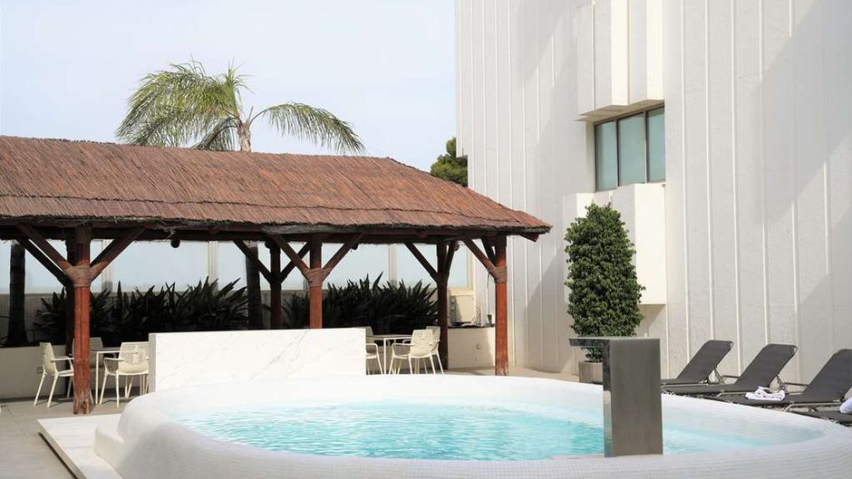 Port Azafata Hotel Pool
