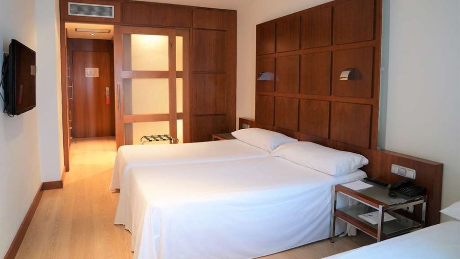 Port Azafata Hotel Room