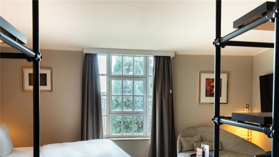Wasserturm Hotel, Curio Coll by Hilton Room