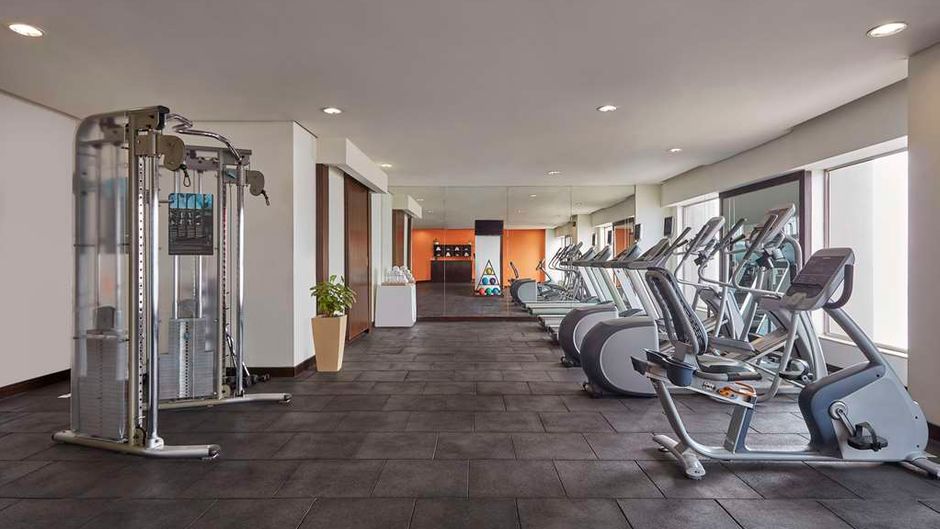 DoubleTree Hilton Gurugram Baani Square Health
