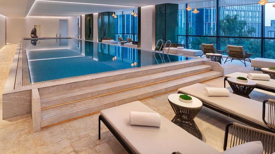 DoubleTree by Hilton Kunming Airport Pool
