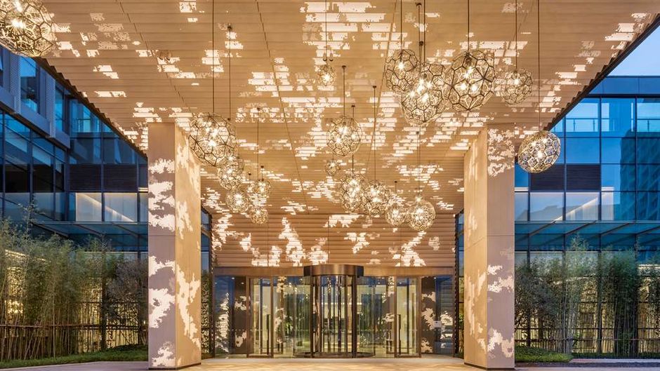 DoubleTree by Hilton Kunming Airport Exterior