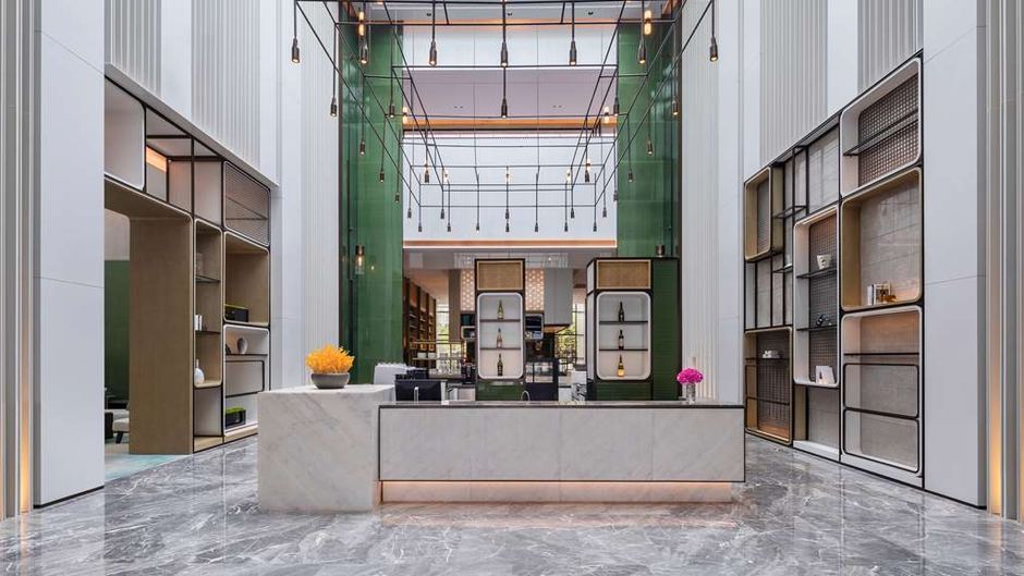 DoubleTree by Hilton Kunming Airport Lobby