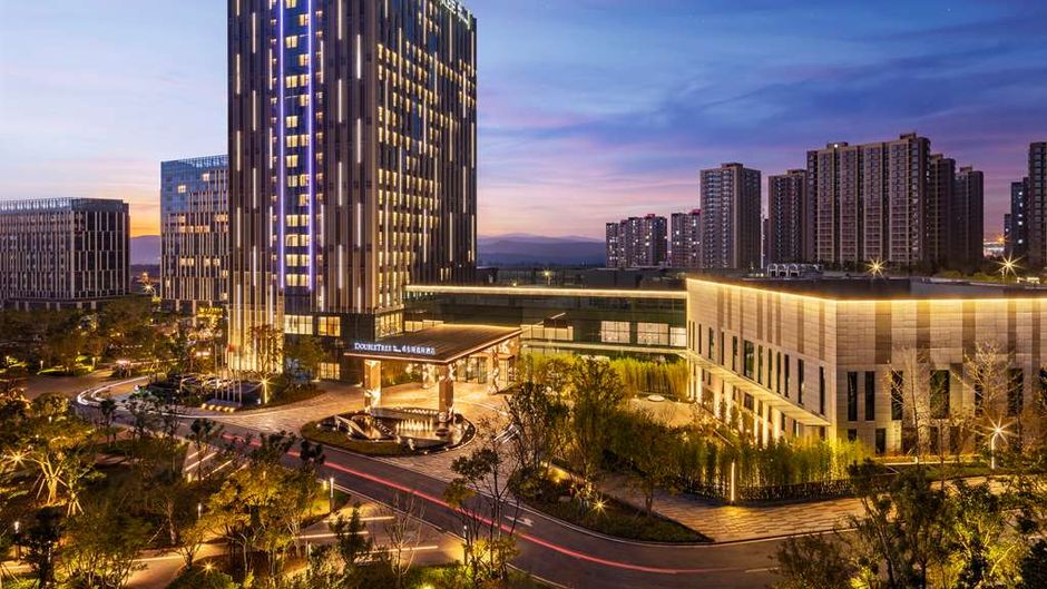 DoubleTree by Hilton Kunming Airport Exterior