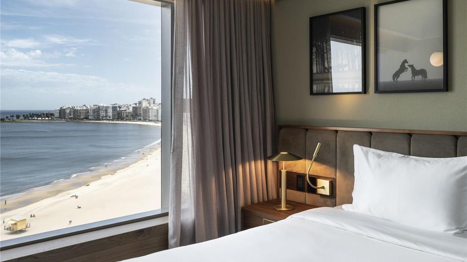 Hotel Costanero Montevideo-MGallery Room