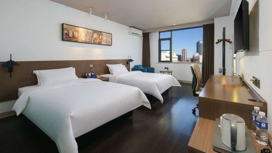 Microtel by Wyndham Kunming City Center Room