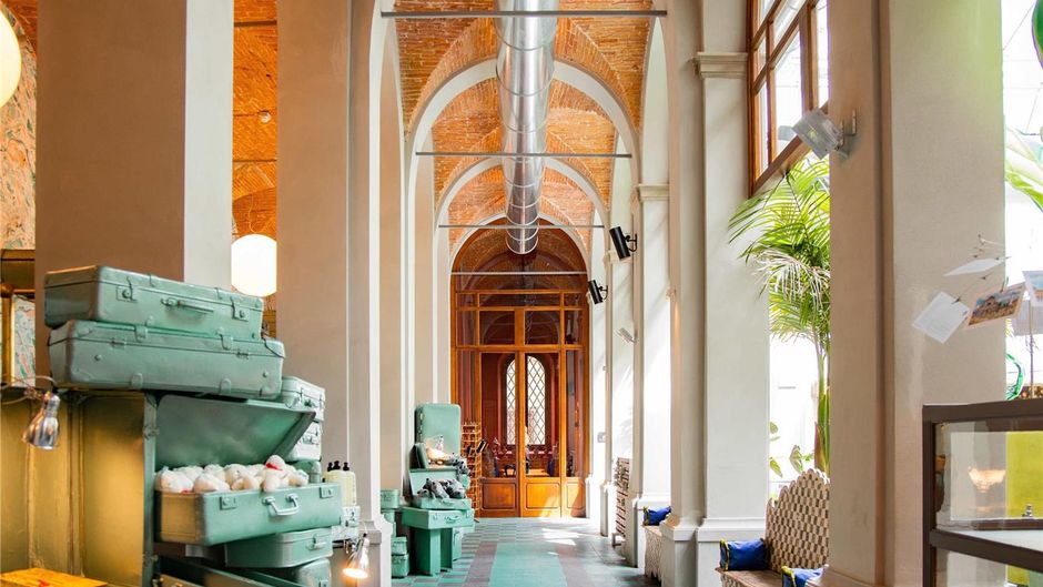 25hours Hotel Piazza San Paolino Exterior