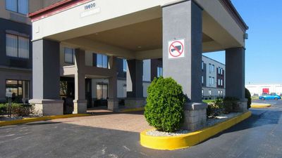 Clarion Pointe