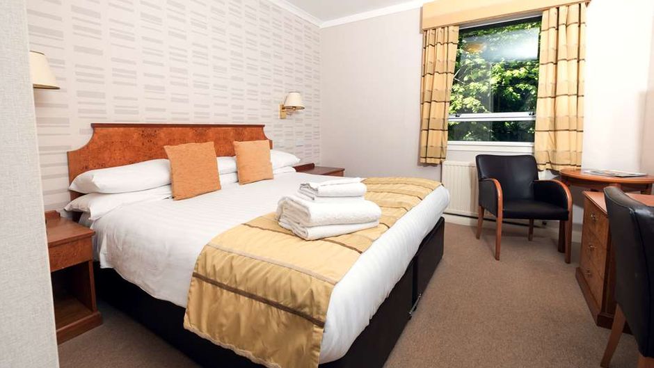 Pitbauchlie House Hotel, Sure Coll by BW Room