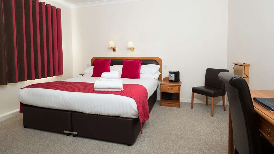Pitbauchlie House Hotel, Sure Coll by BW Room