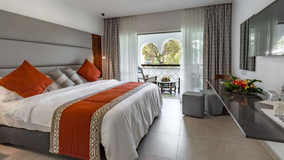 Southern Palms Beach Resort Room