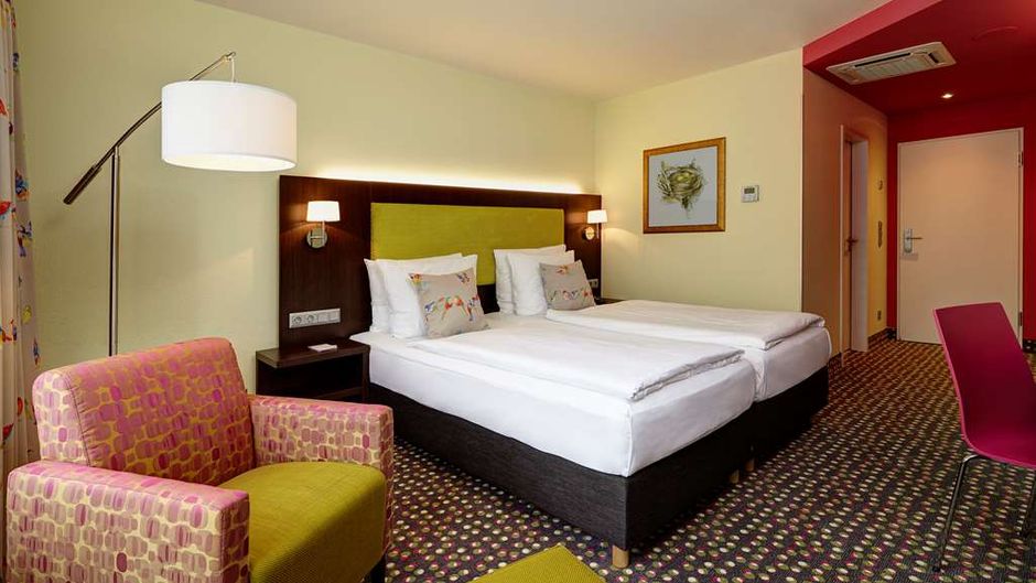 Trans World Hotel Kranichhoehe Room